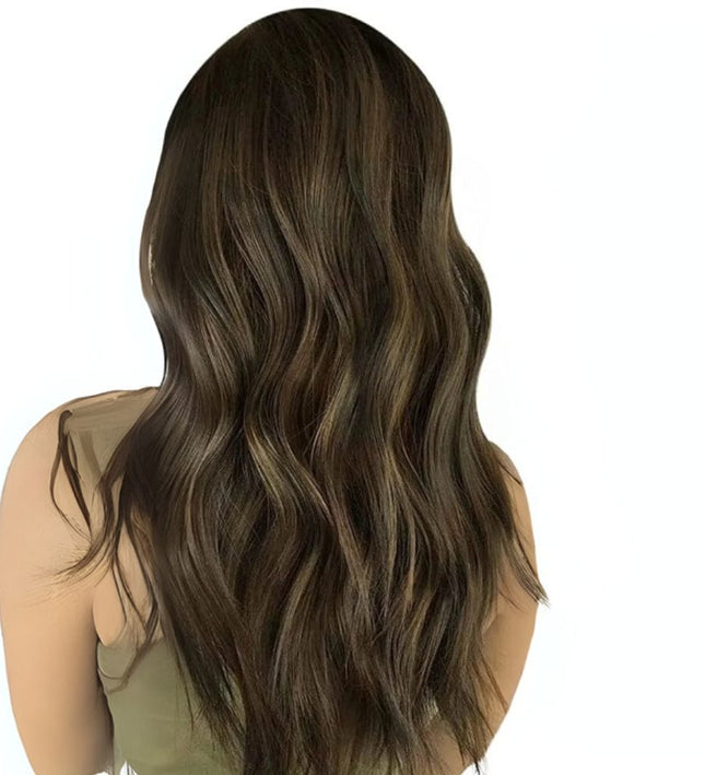 Extensions cheveux adhésives naturelles ondulées pour un look sophistiqué et élégant