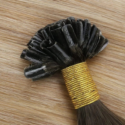 Extensions kératine U-Tip en cheveux naturels remy pour une chevelure longue et luxueuse.