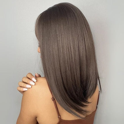 Perruque mi-longue lisse brune en cheveux synthétiques pour un style moderne