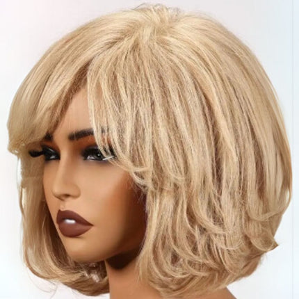 Perruque blonde naturelle avec coupe carré ondulé pour un look élégant et tendance