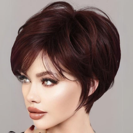 Perruque courte et élégante en cheveux synthétiques avec frange pour un style chic moderne