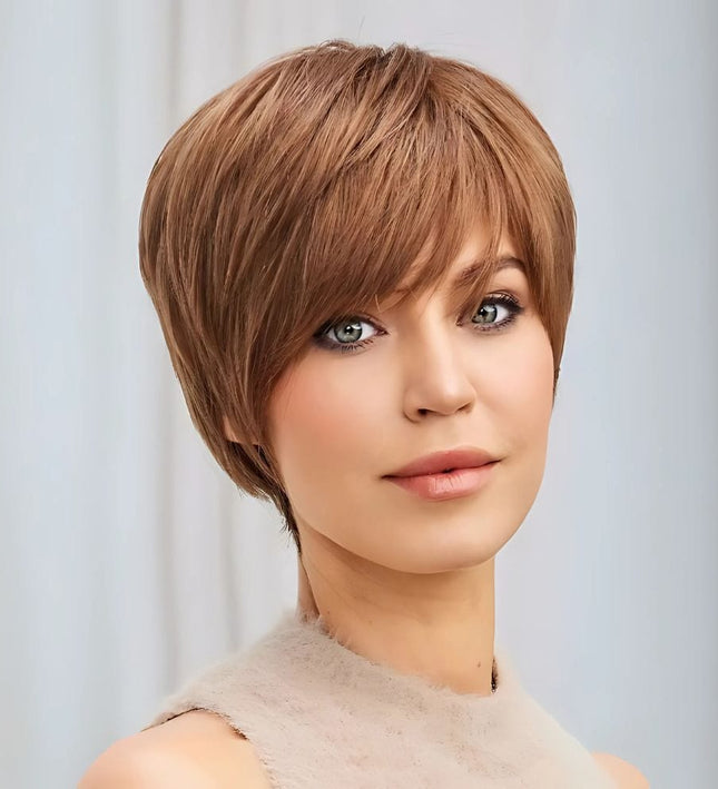 Perruque courte pixie naturelle avec frange élégante en cheveux humains pour femme moderne