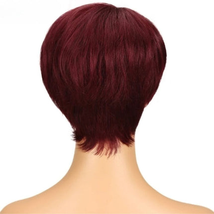 Perruque courte rouge en cheveux naturels avec frange pour un style moderne et chic