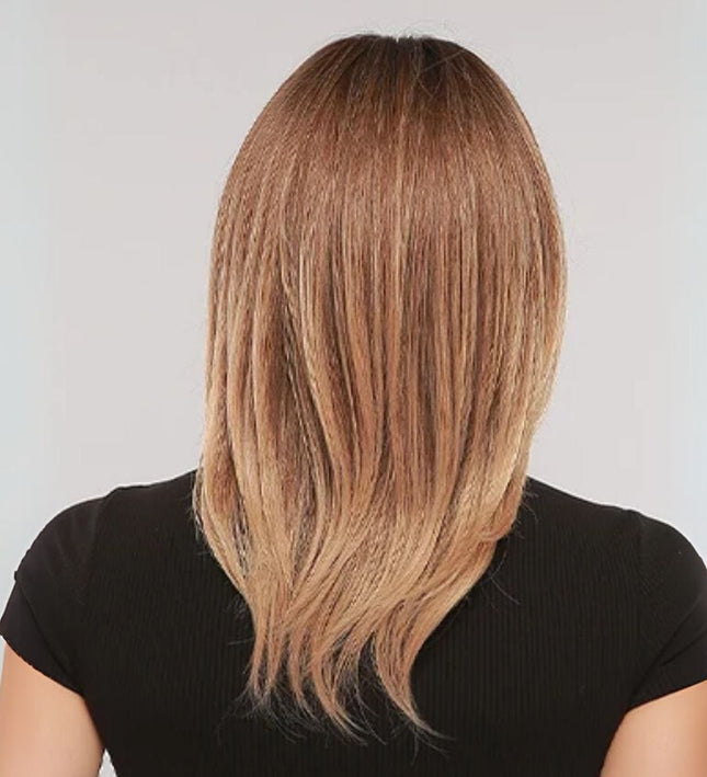 Perruque longue blonde en cheveux synthétiques avec frange pour un style moderne et élégant