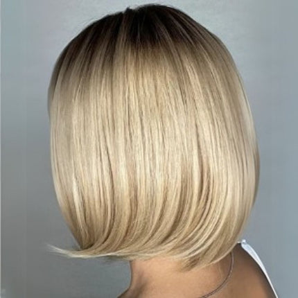 Perruque synthétique carré blonde ombrée raide pour un style moderne et élégant