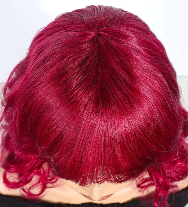 Perruque mi-longue bouclée en cheveux naturels couleur rouge vif pour femme élégante