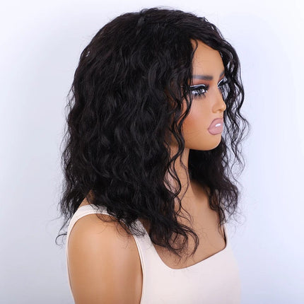 Perruque mi-longue naturelle pour femme avec cheveux bouclés pour un style élégant