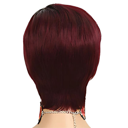 Perruque courte rouge en cheveux naturels pour un style chic et moderne femme