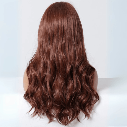 Perruque longue et ondulée couleur auburn en fibre synthétique pour un look naturel et glamour