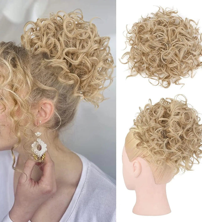 Postiche chignon bouclé mi-long en cheveux synthétiques blonds pour un look élégant