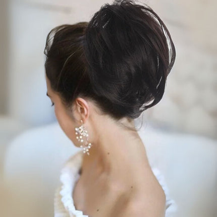Postiche chignon court élégant en cheveux synthétiques pour un style sophistiqué et moderne