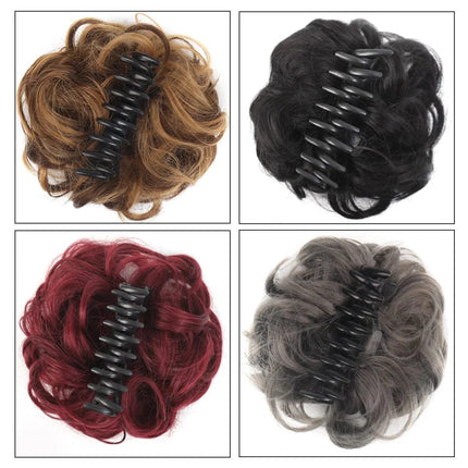 Postiche chignon synthétique à pince, différentes couleurs disponibles pour coiffure stylée.