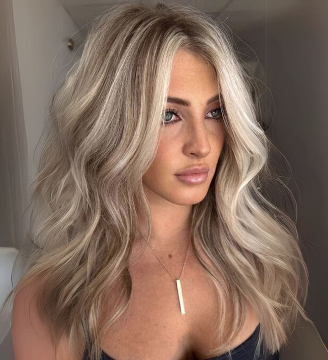 Postiche à clip en cheveux naturels blond balayage pour un style élégant et volumineux