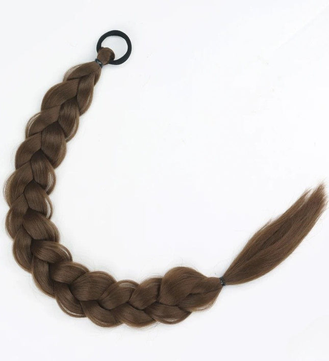 Postiche longue synthétique tresse africaine brun châtain pour ajout de volume et style élégant.